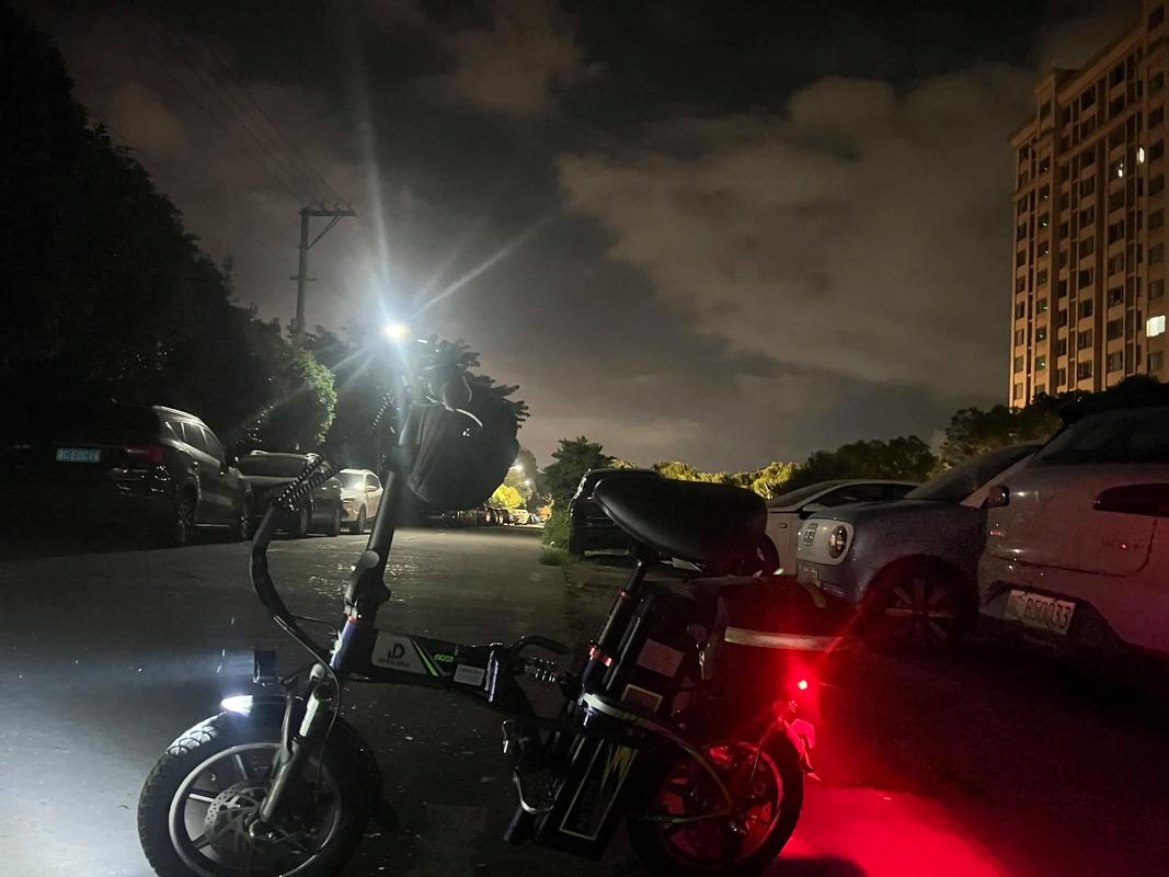 江门代驾小哥与太空舱床工厂 一场跨界的本地服务观察